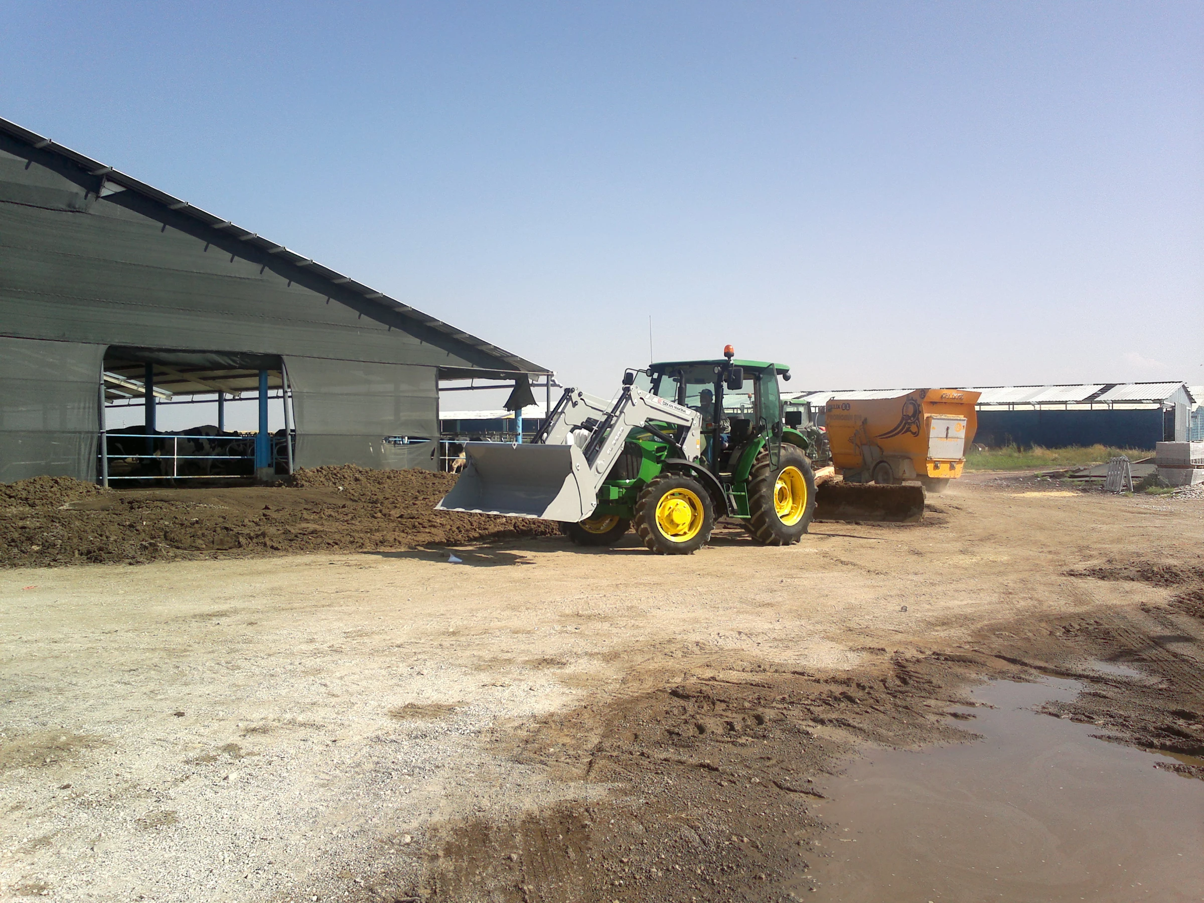 John Deere 5083 E Özkan Makina uygulama 2