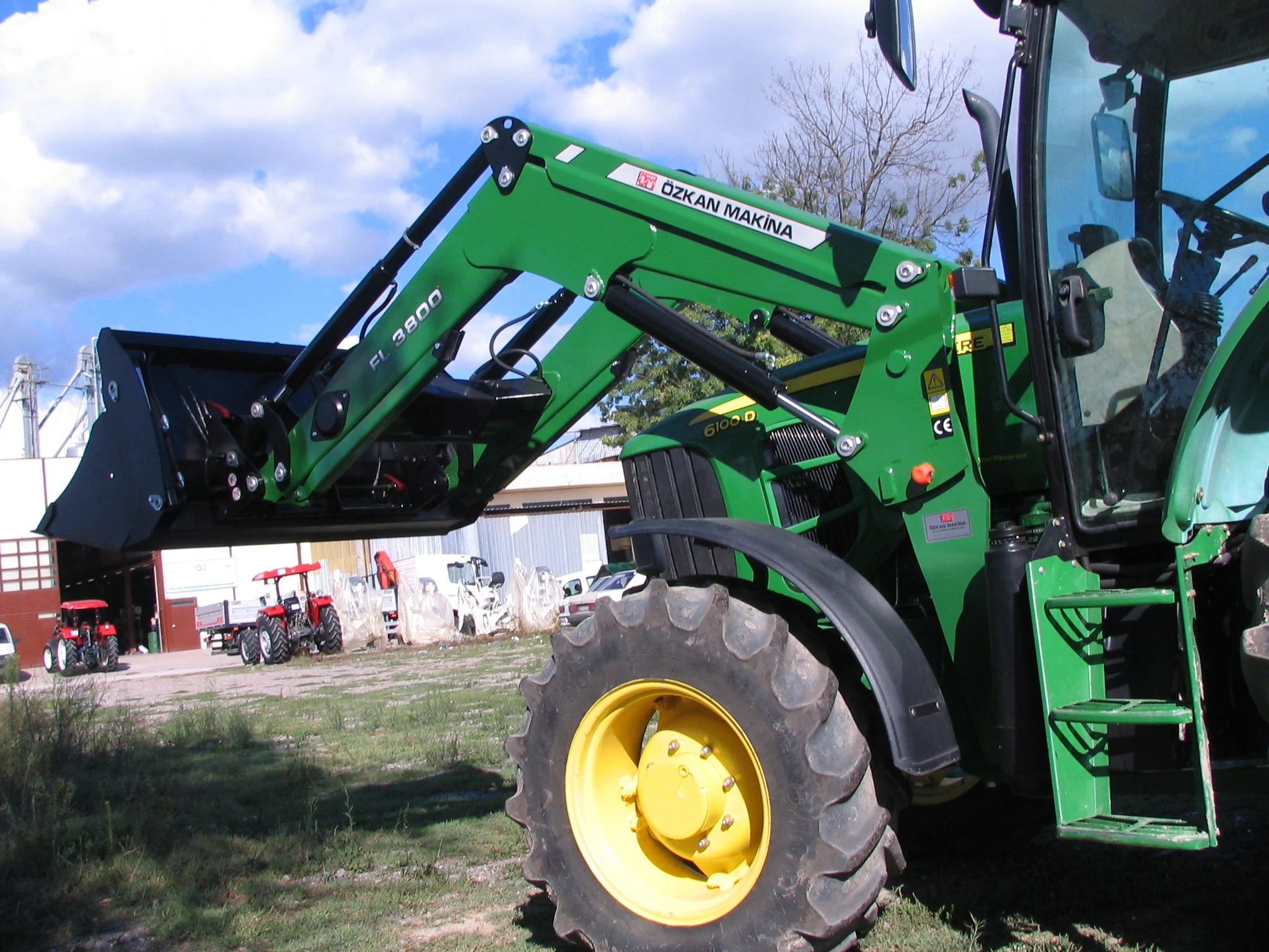 John Deere 6100D Özkan Makina uygulama 3