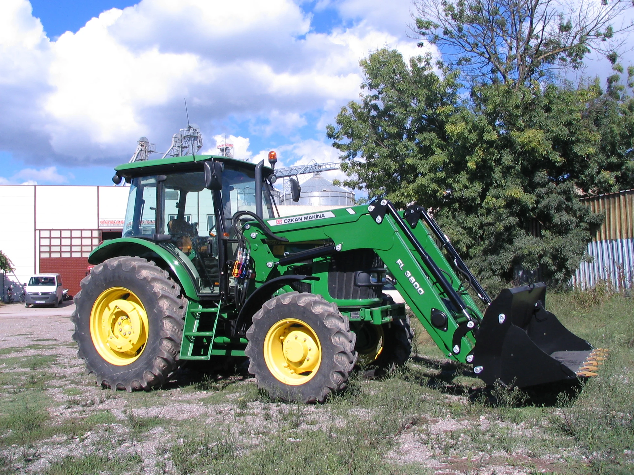 John Deere 6100D Özkan Makina uygulama 5
