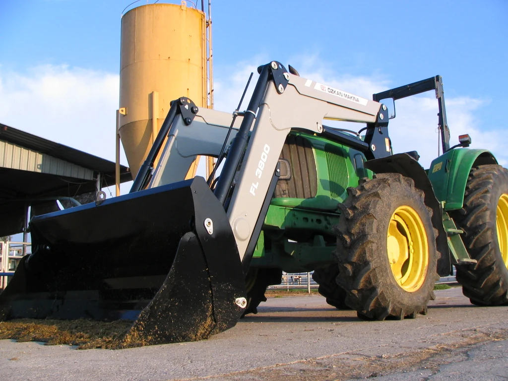 John Deere 6215 Özkan Makina uygulama 4