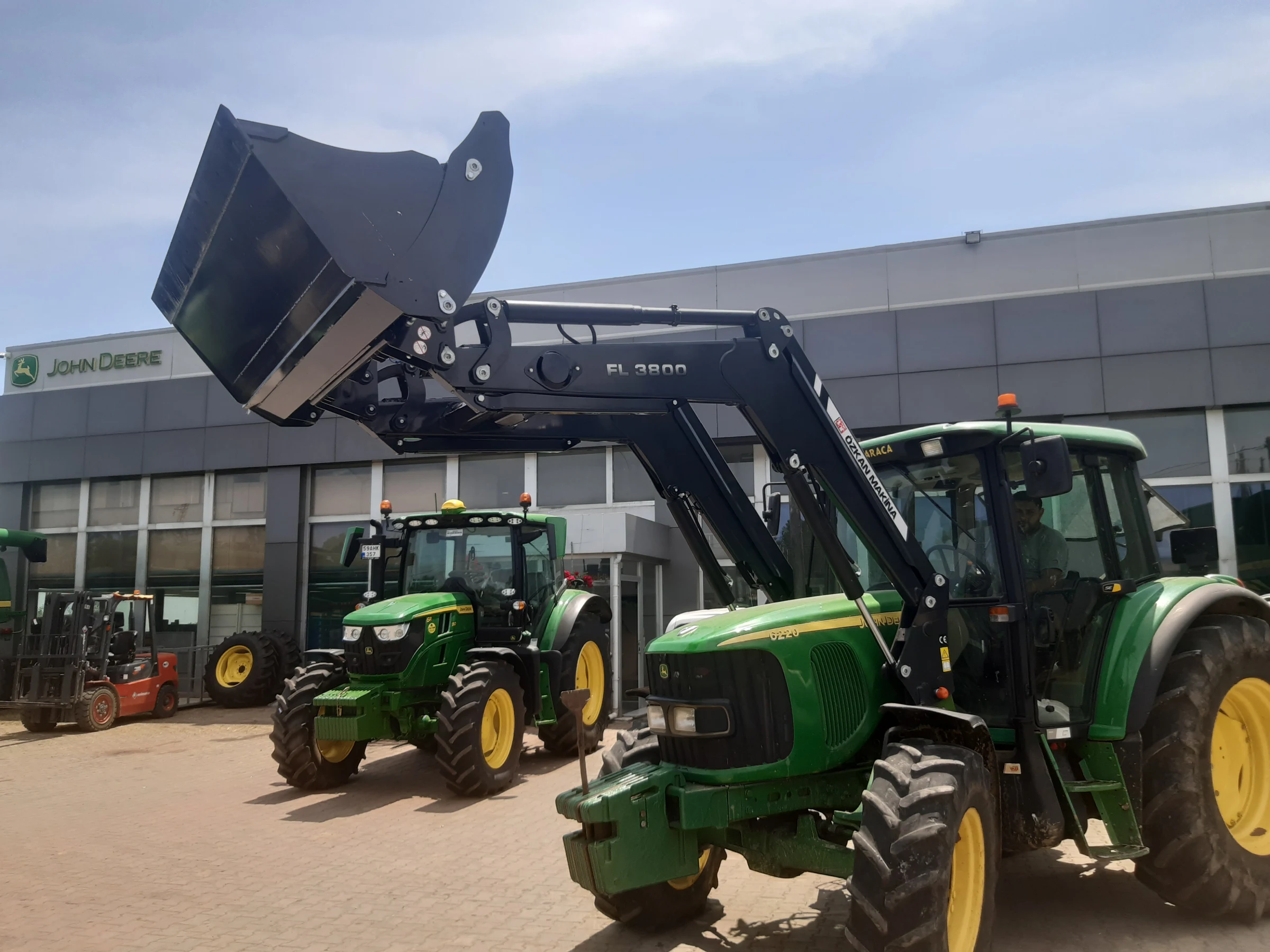 John Deere 6220 Özkan Makina uygulama 1