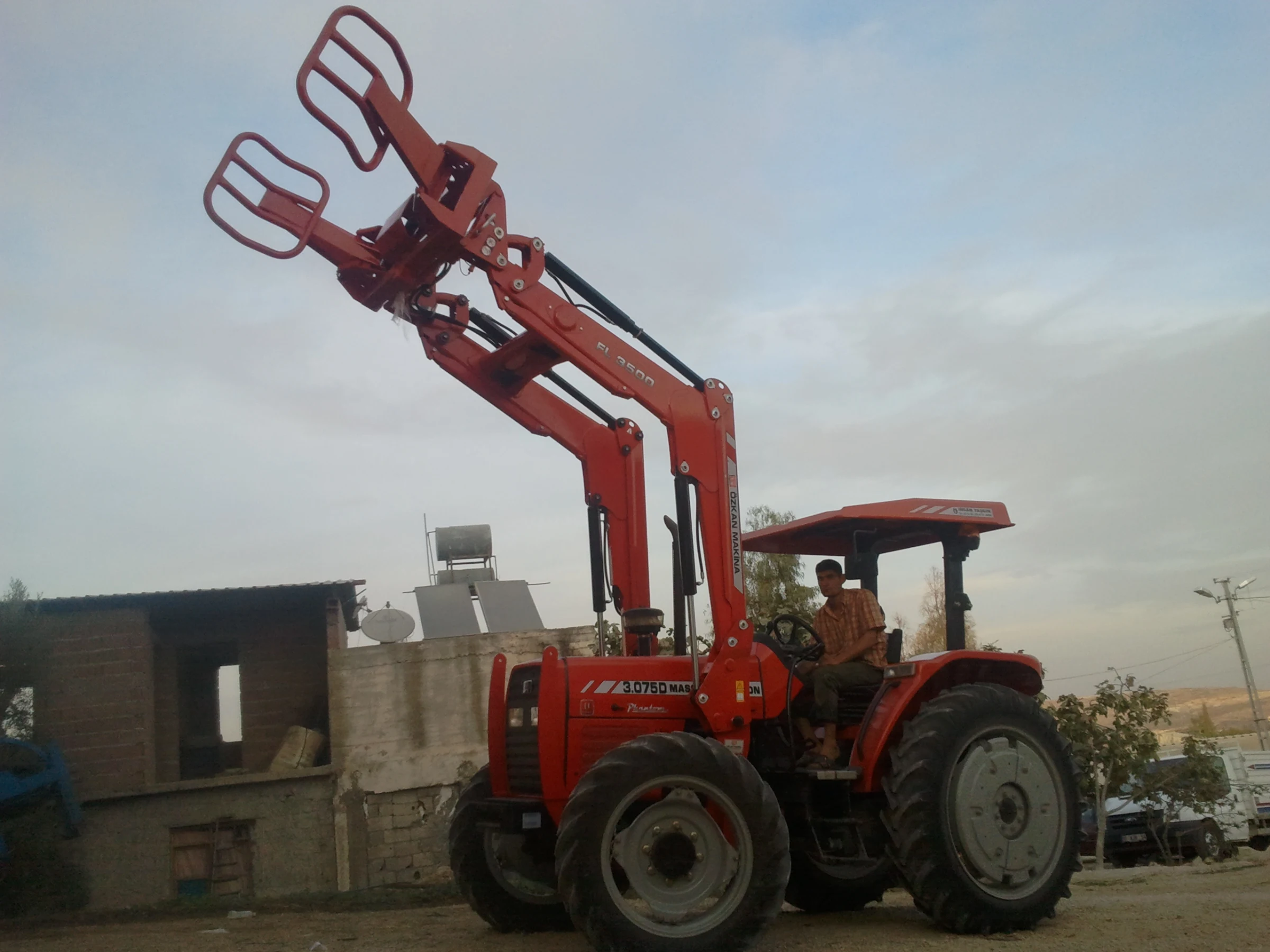Massey Ferguson 3075 Özkan Makina uygulama 2