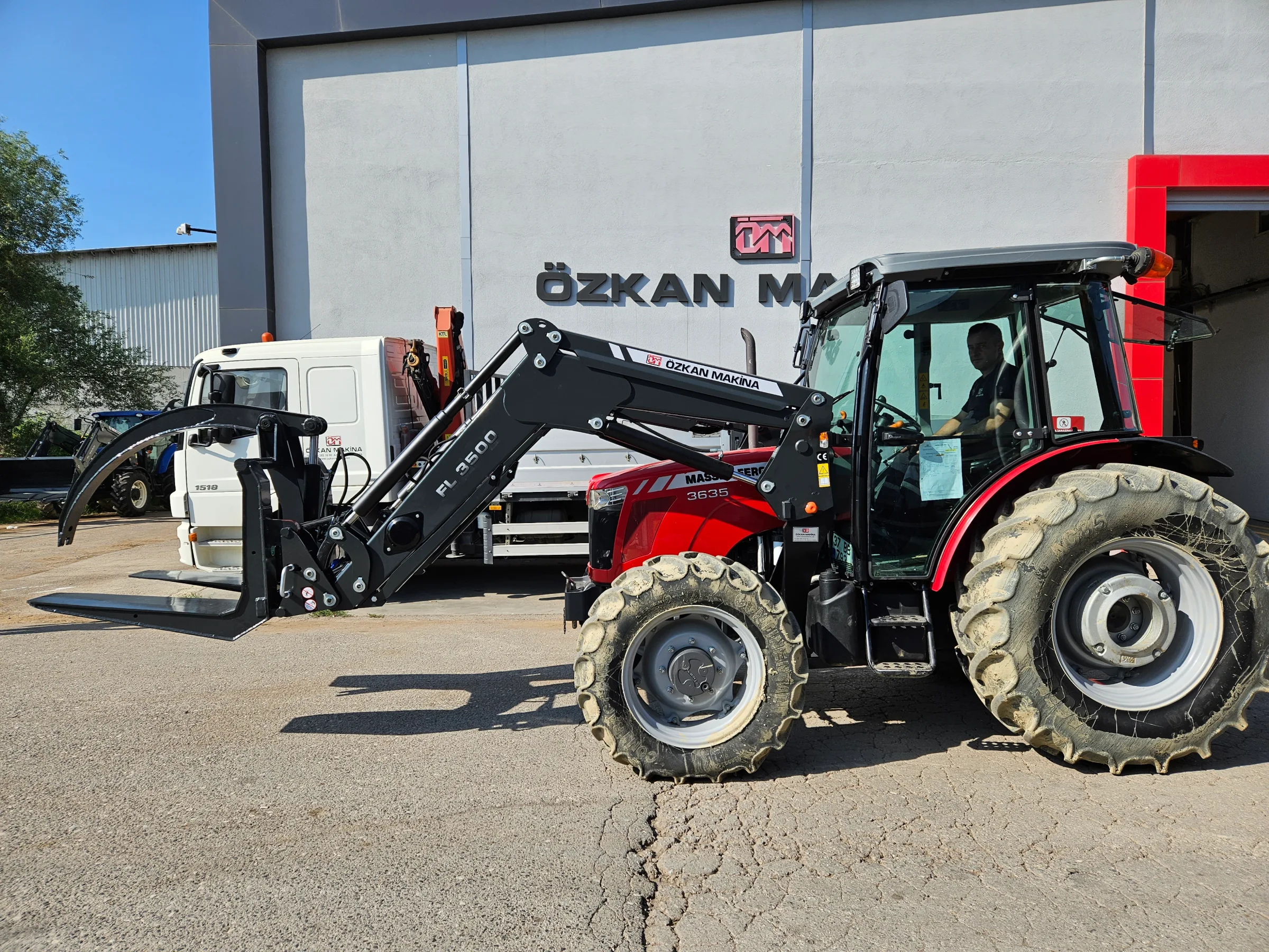 Massey Ferguson 3635 Özkan Makina uygulama 5