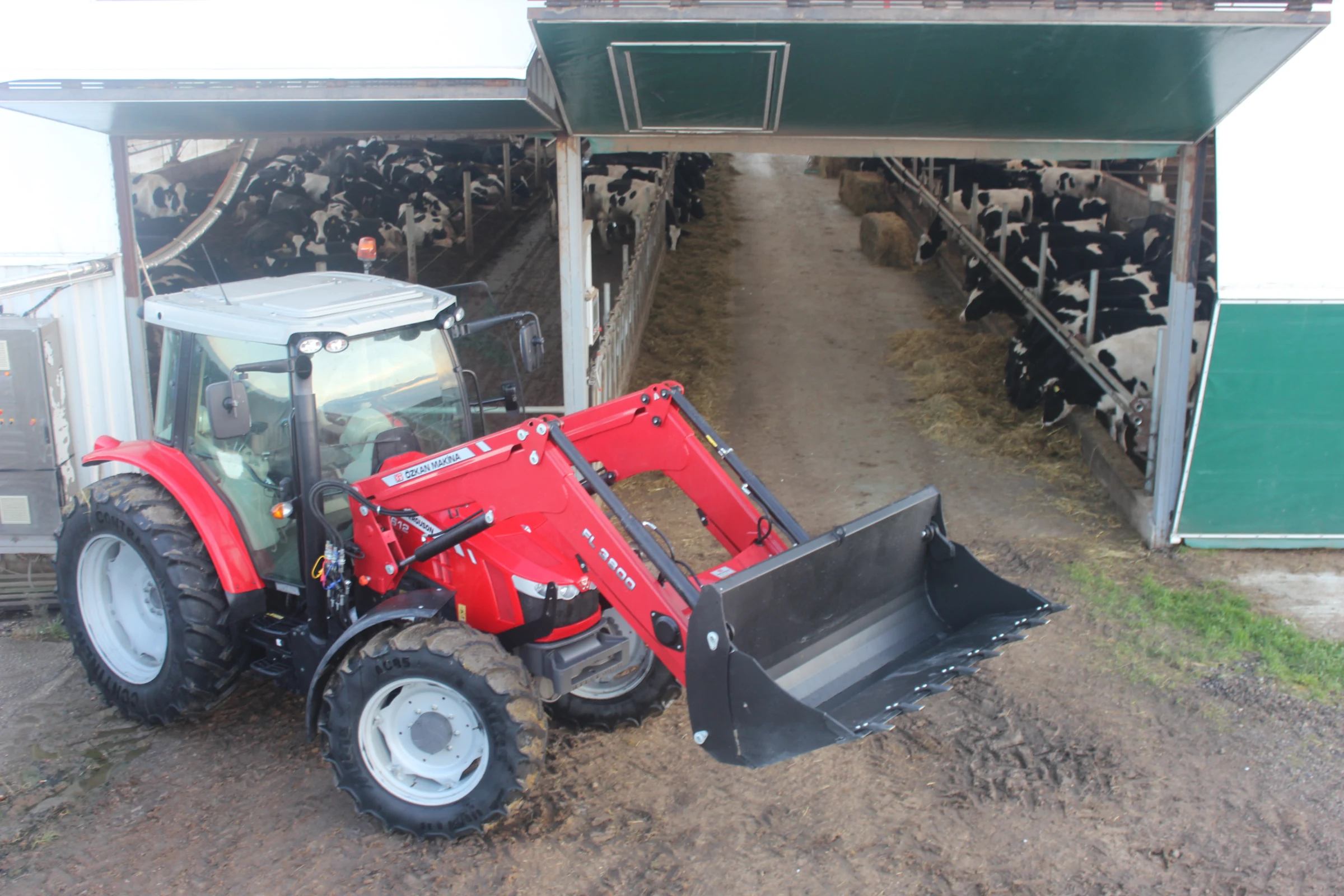 Massey Ferguson 5612 Özkan Makina uygulama 1