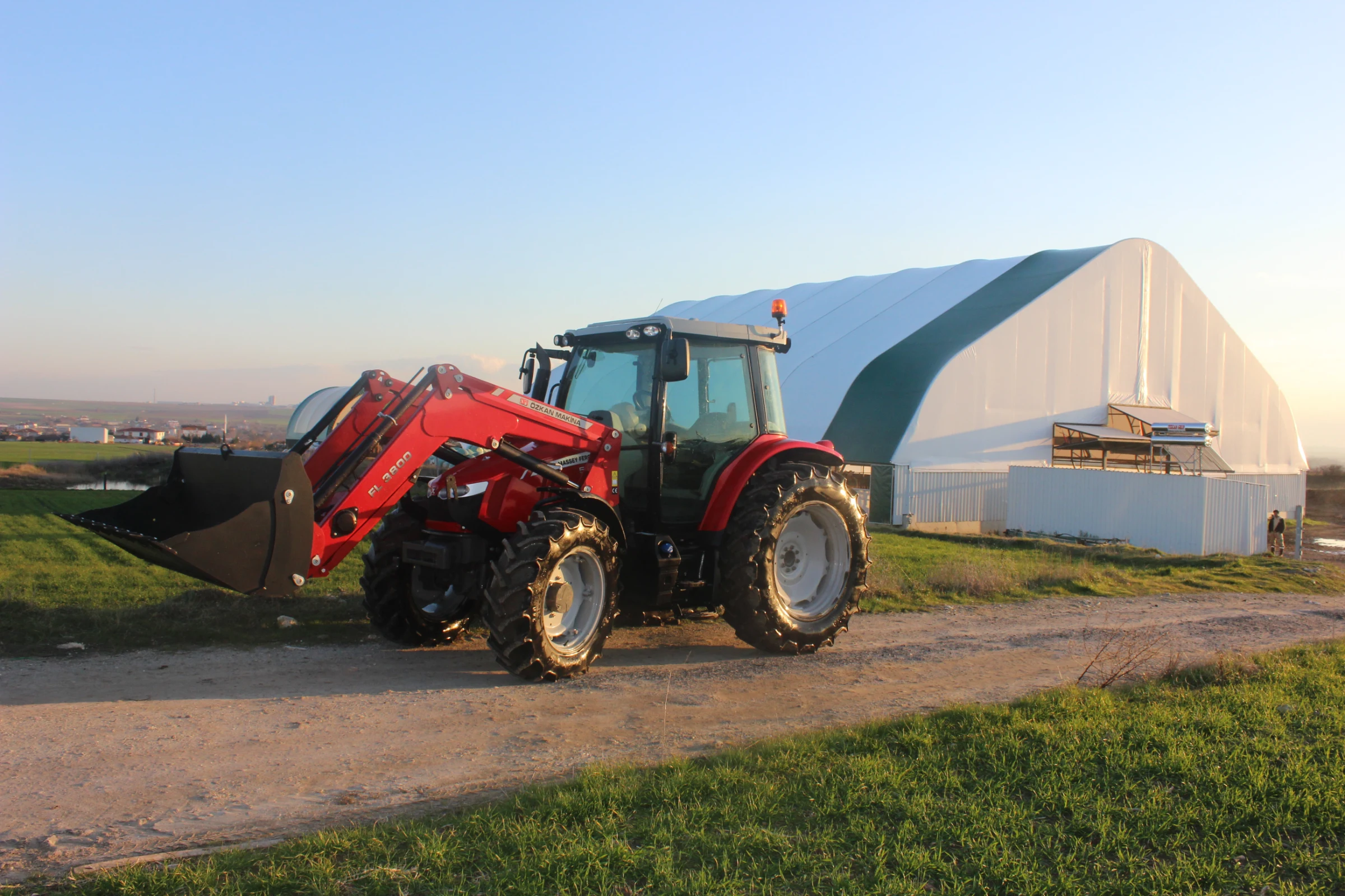 Massey Ferguson 5612 Özkan Makina uygulama 7