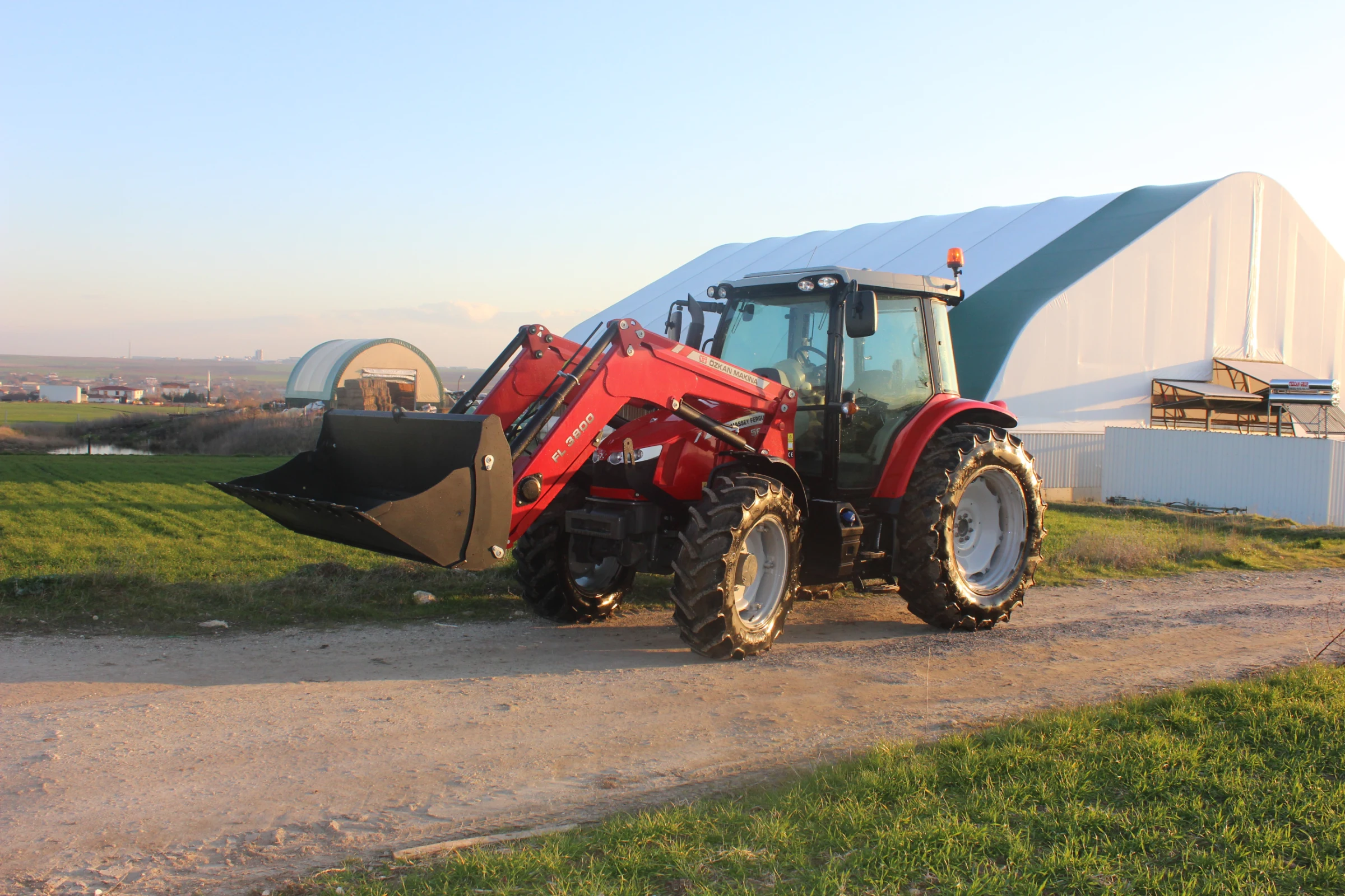 Massey Ferguson 5612 Özkan Makina uygulama 8
