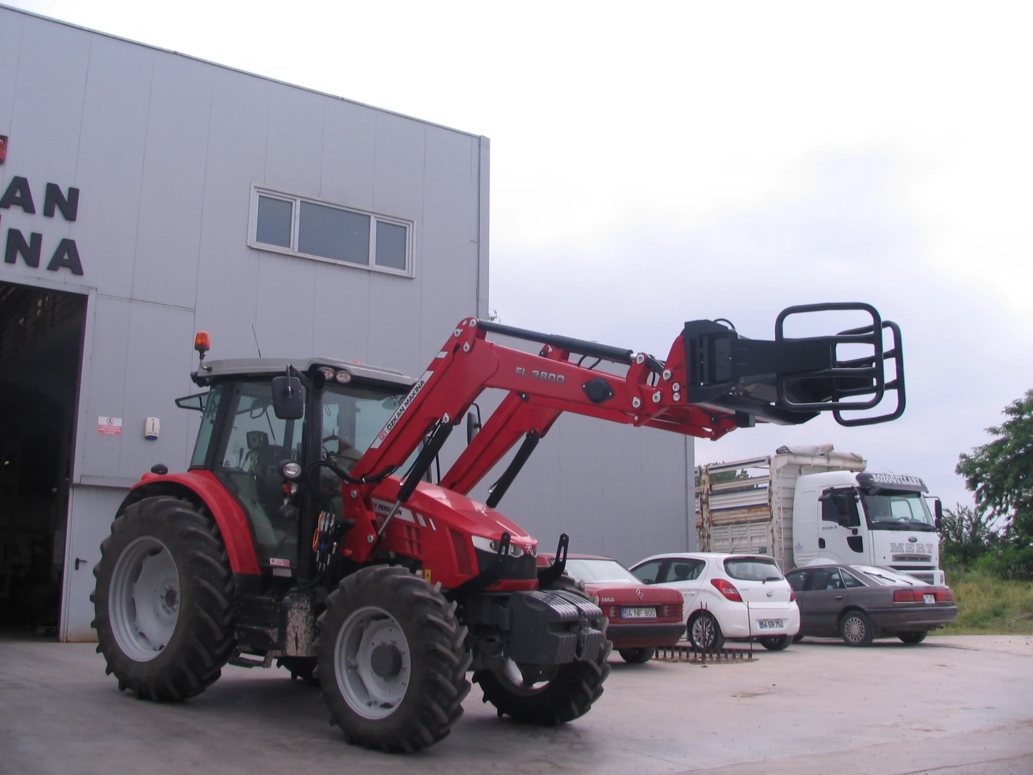 Massey Ferguson 5713 Özkan Makina uygulama 5