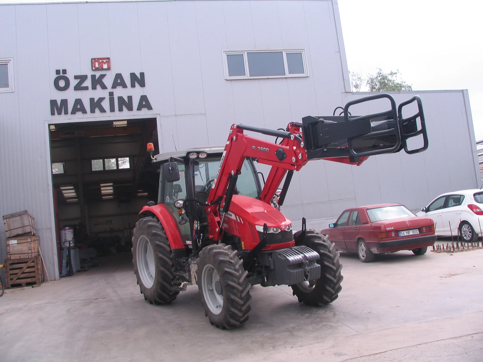 Massey Ferguson 5713 Özkan Makina uygulama 8
