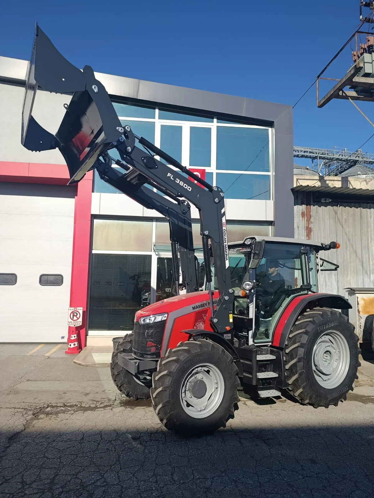 Massey Ferguson 5M.115 Özkan Makina uygulama 2