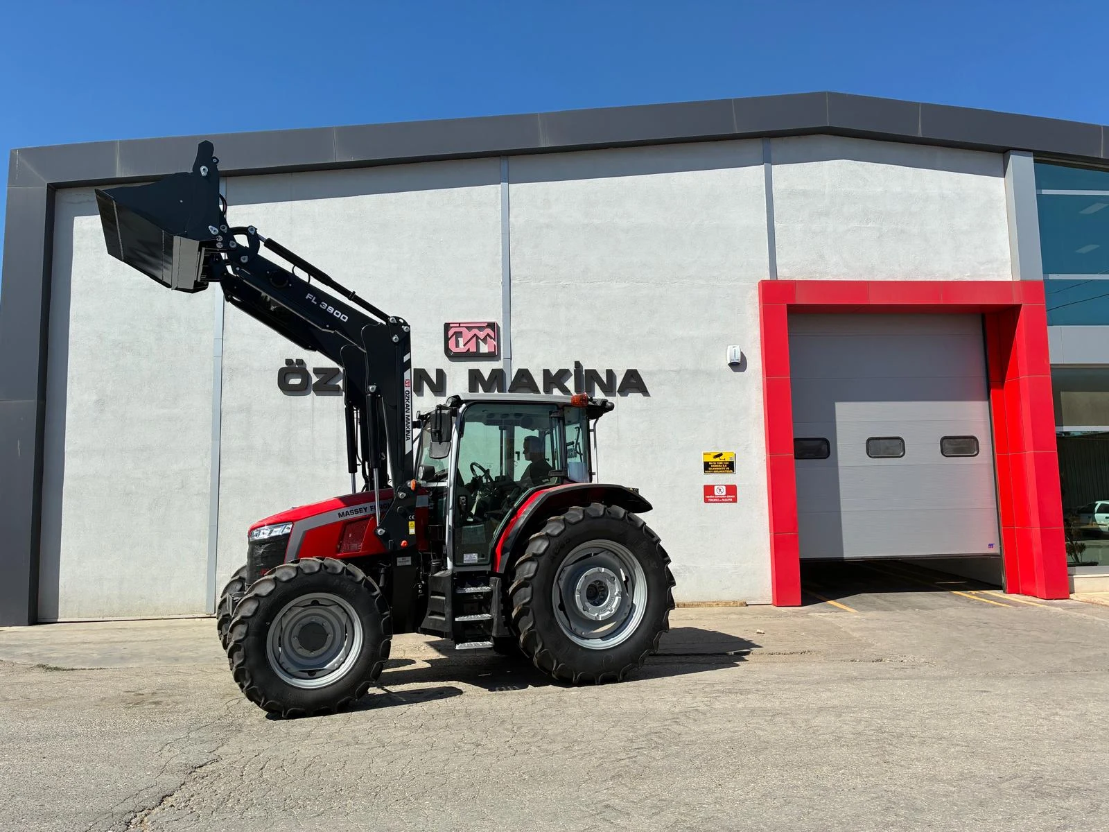 Massey Ferguson 5M.125 Özkan Makina uygulama 3