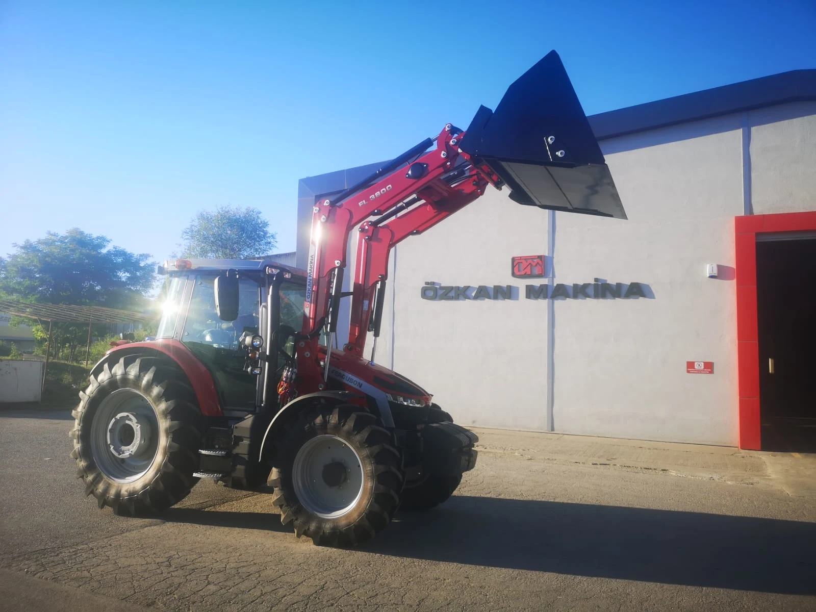 Massey Ferguson 5.S 105 Özkan Makina uygulama 4