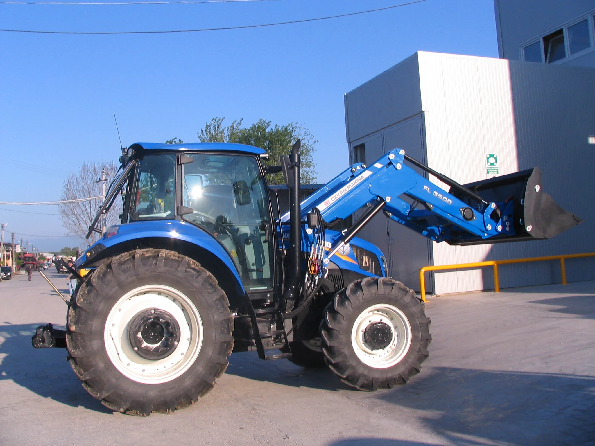New Holland T5. 115 Özkan Makina uygulama 2