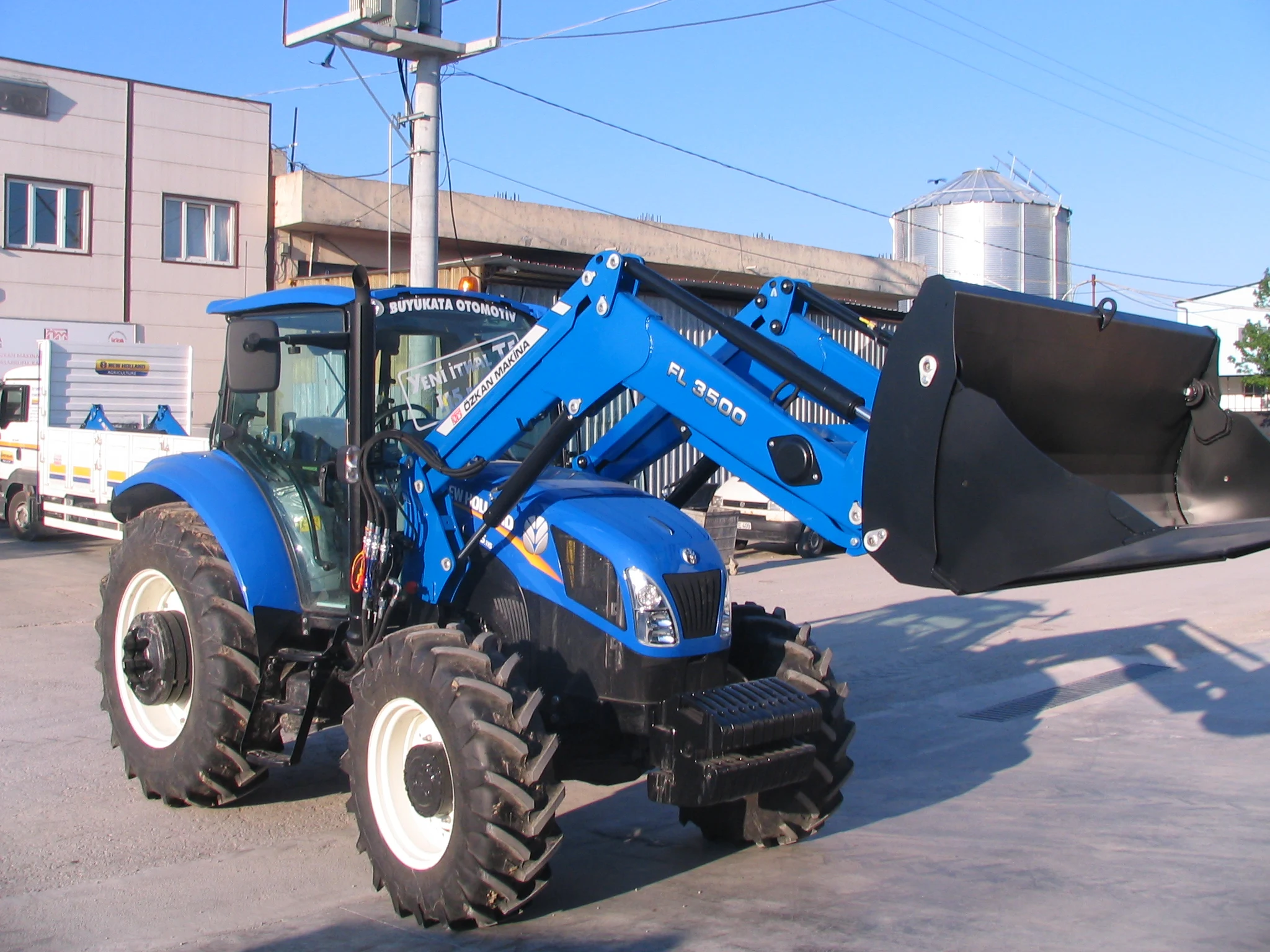 New Holland T5. 115 Özkan Makina uygulama 5