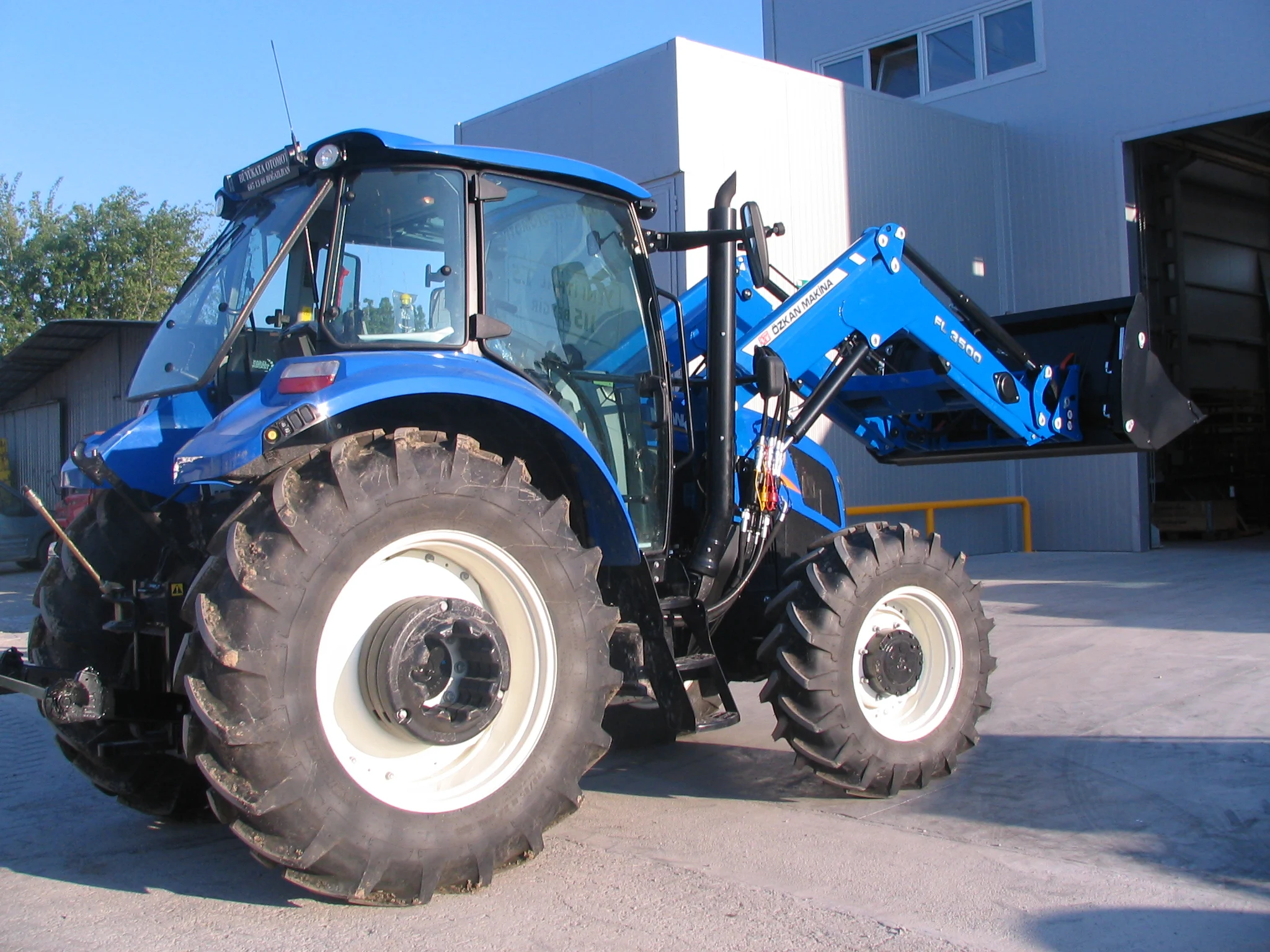 New Holland T5. 115 Özkan Makina uygulama 8