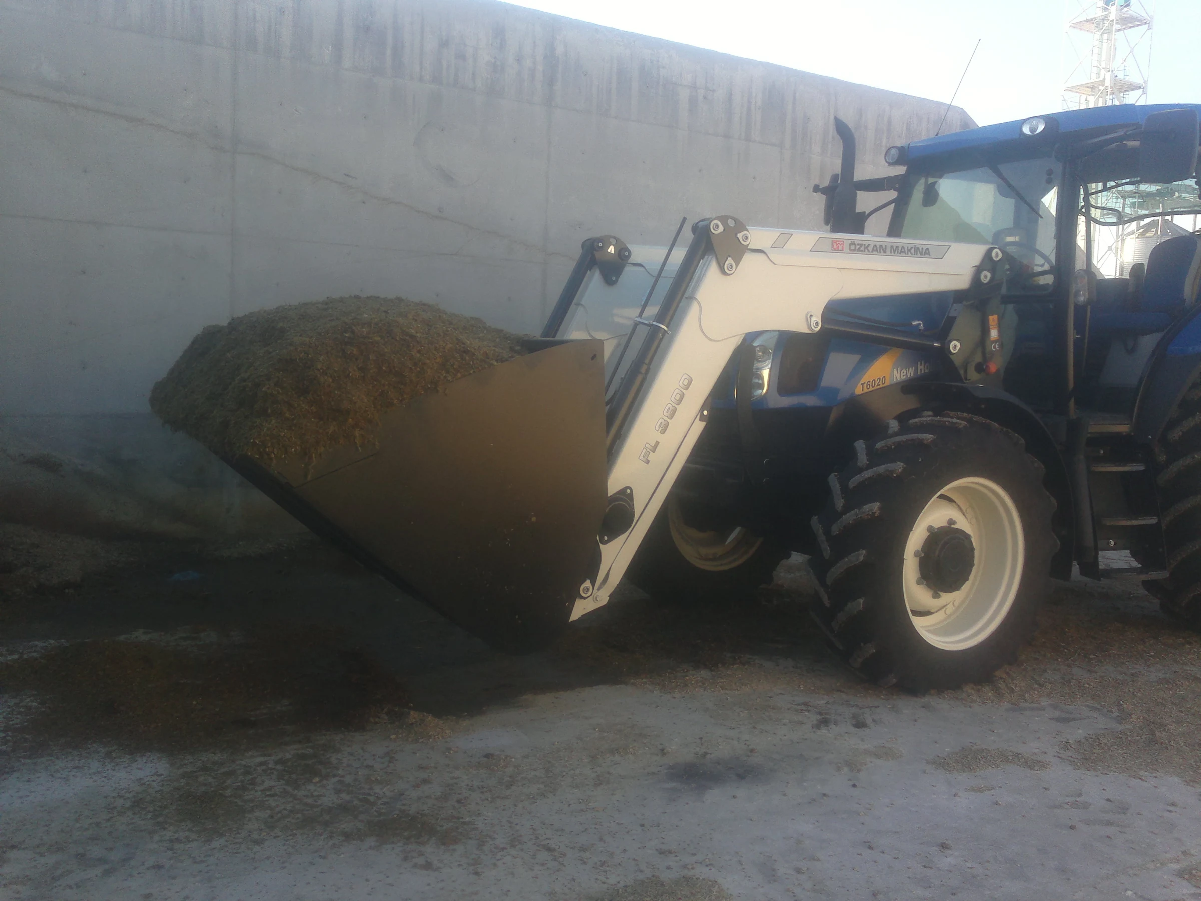 New Holland T6020 Özkan Makina uygulama 5