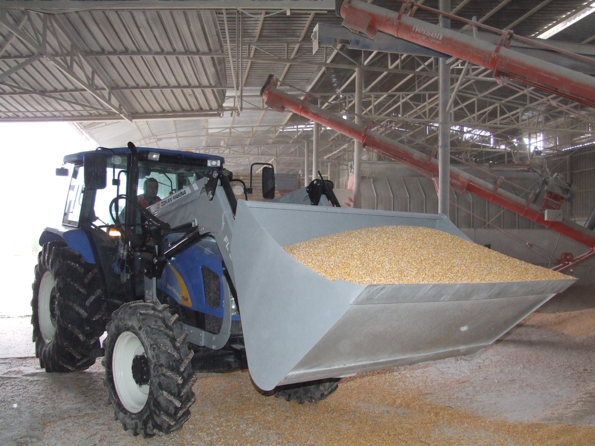 New Holland TL80A Özkan Makina uygulama 4