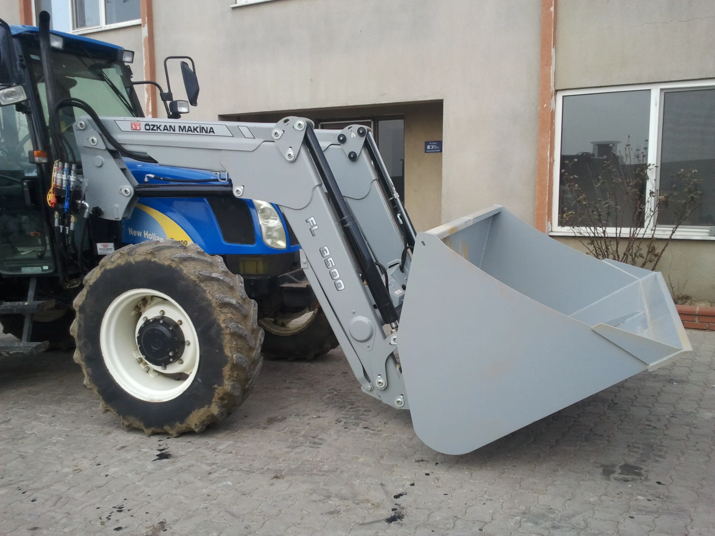 New Holland TLA 100 Özkan Makina uygulama 5