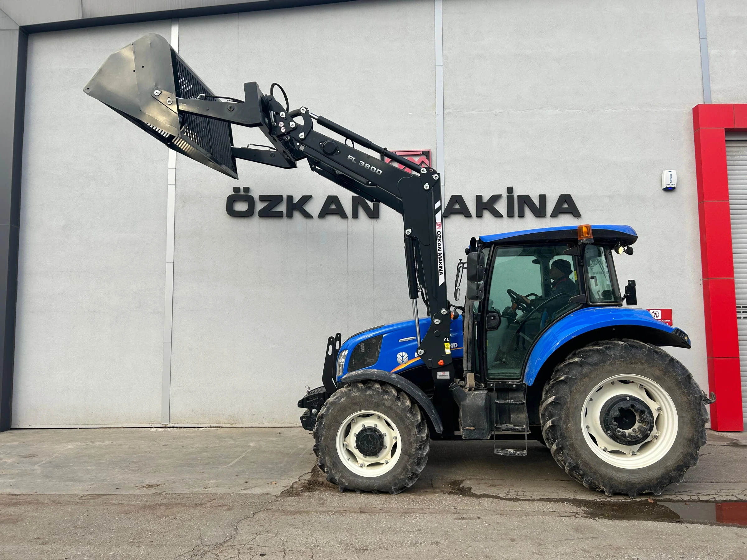 New Holland TR5.100 Özkan Makina uygulama 6