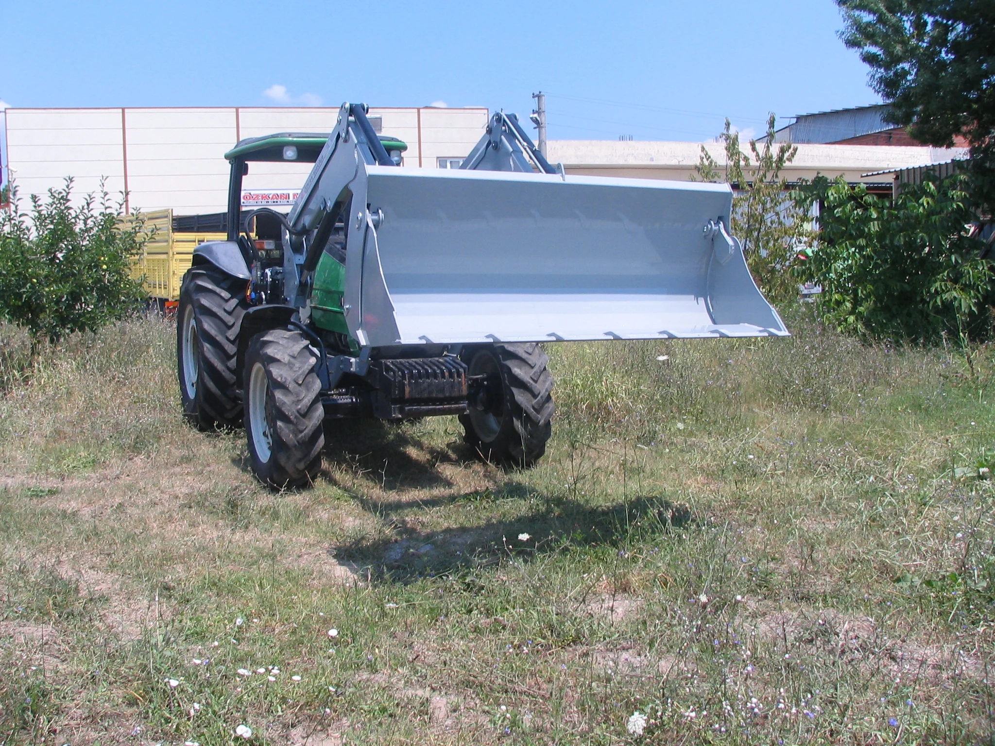 Valtra 800 Özkan Makina uygulama 1
