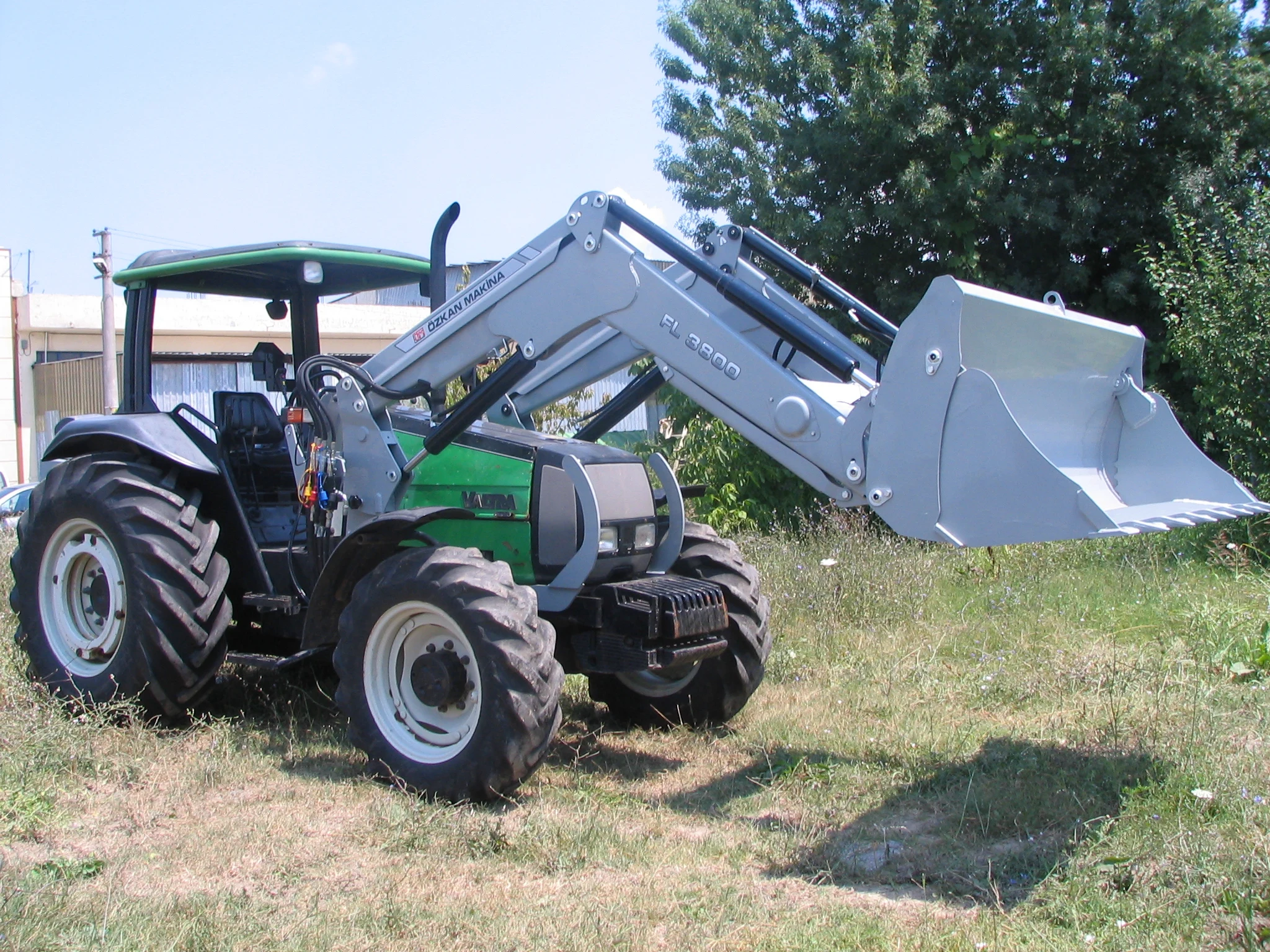 Valtra 800 Özkan Makina uygulama 5