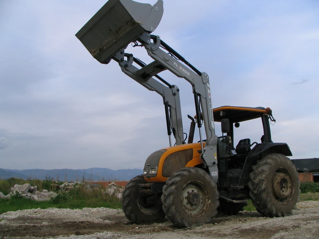 Valtra A75 Özkan Makina uygulama 3