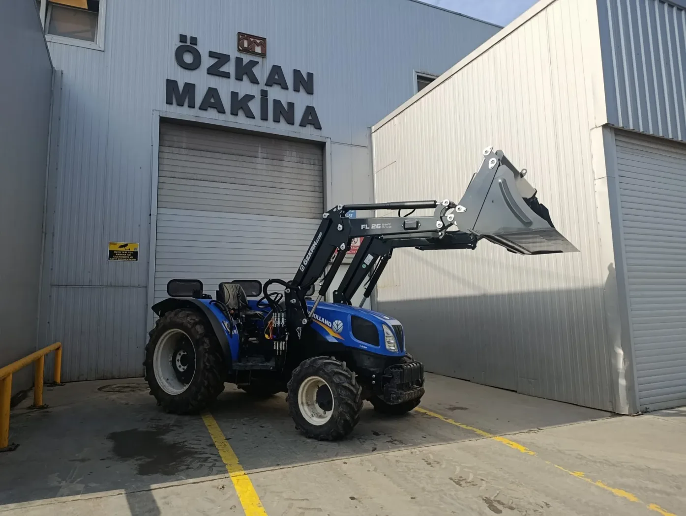 FL 26 traktör ön yükleyici Özkan Makina