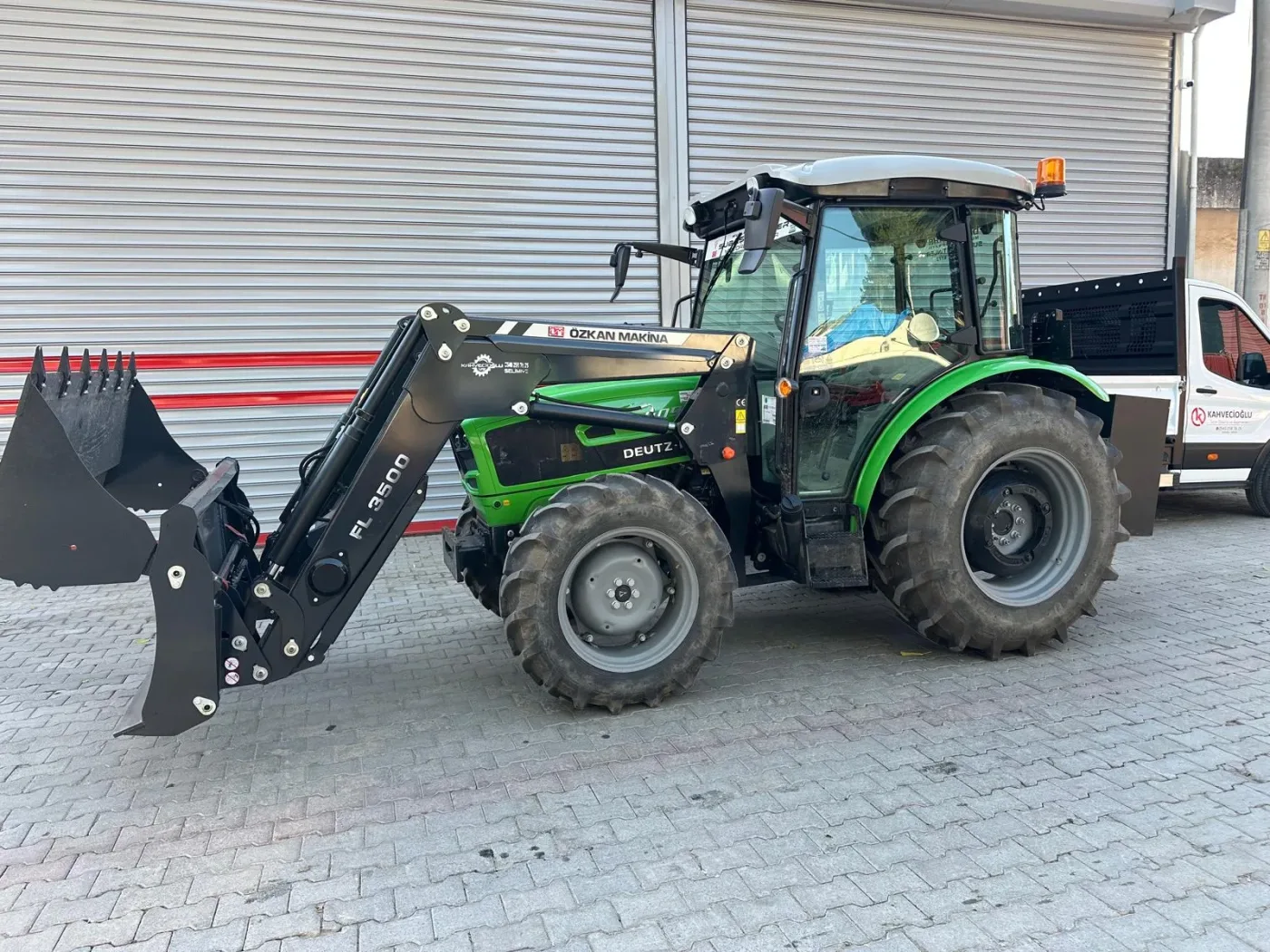 FL 3500 traktör ön yükleyici Özkan Makina